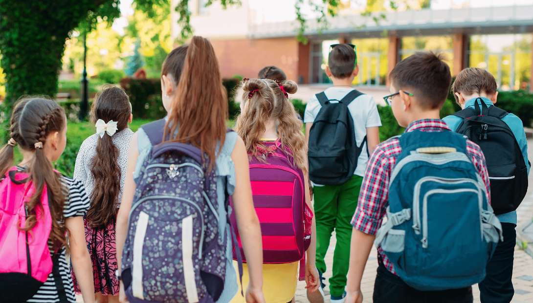 kinder_zur_schule.jpg kinder_zur_schule.jpg
